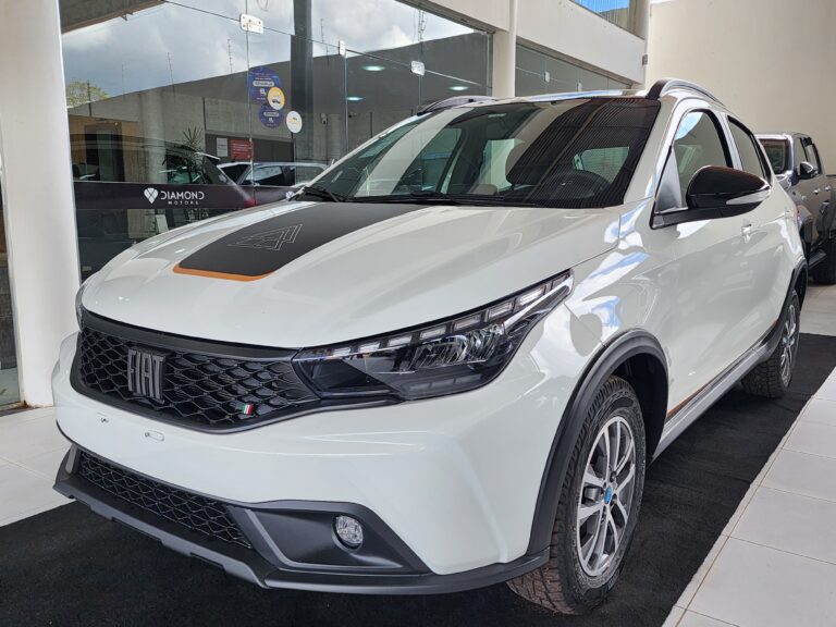 FIAT ARGO TREKKING AT